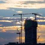 Emprego na indústria da construção aumenta acima da média